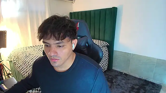 man dur07 online show from January 17, 7:50 pm