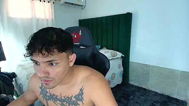 man dur07 online show from March 30, 8:10 pm