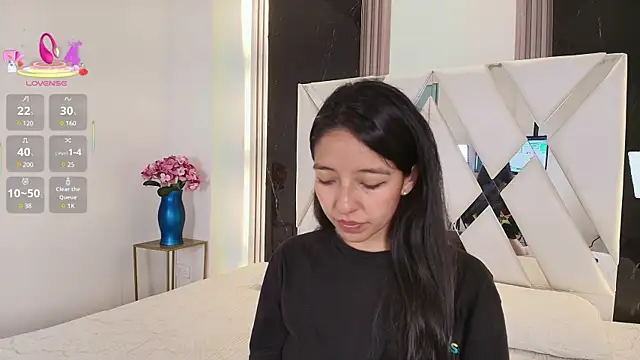 Valery wang online show from March 2, 12:01 pm