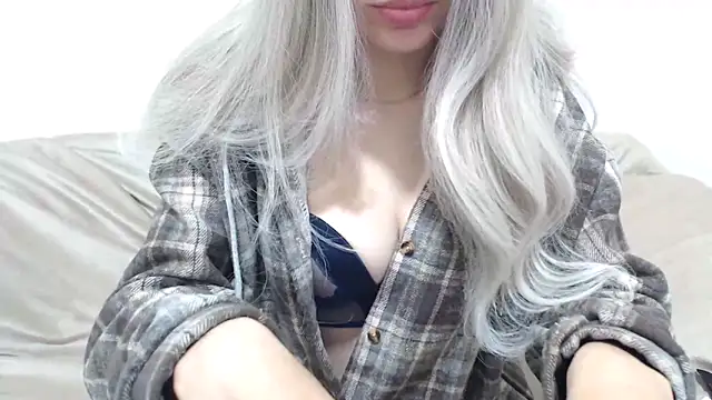  kitty Rose  online show from April 11, 2:05 am