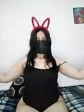 Snapshot of Tota_Khan chatting on February 18, 12:48 am Tota Khan online show from February 18, 12:48 am