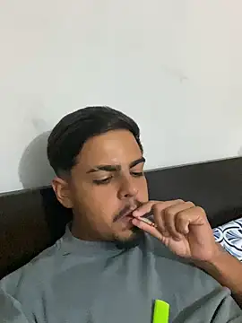 guimvx online show from May 14, 1:34 am