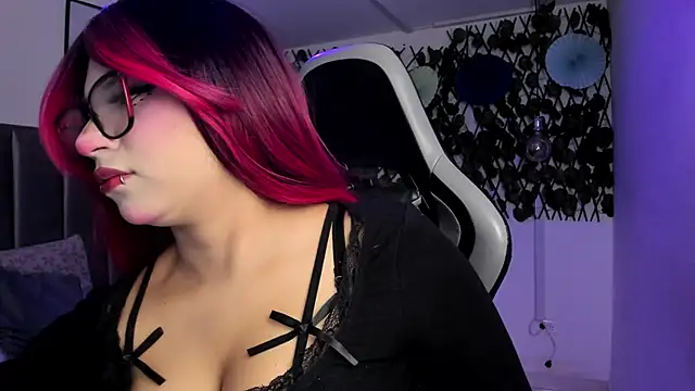 Snapshot of Kitty_Gang chatting on April 25, 1:52 am Kitty Gang online show from April 25, 1:52 am