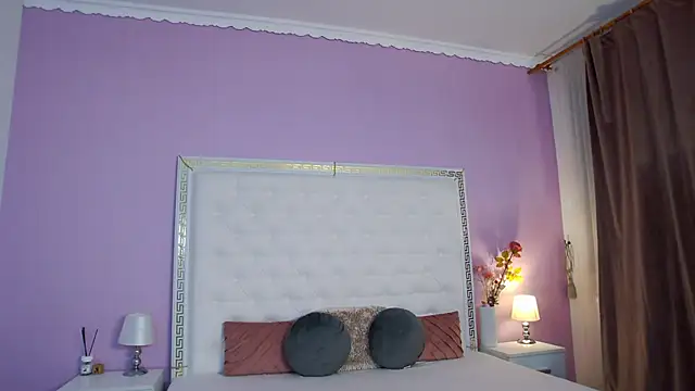 Lenna Paul online show from January 17, 5:12 am