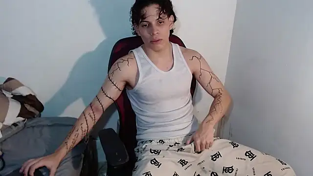 lax777  online show from February 5, 6:40 am