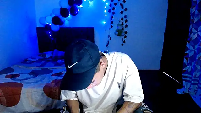 freddy romas online show from November 25, 6:52 pm