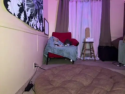 TheeGoddessAset online show from February 15, 12:37 am