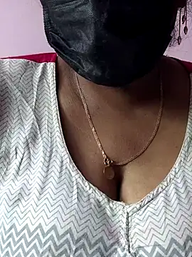 mallu-sumi online show from April 17, 3:09 am