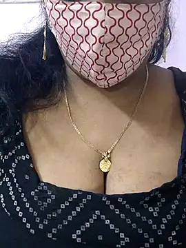 mallu-sumi online show from July 5, 6:04 pm