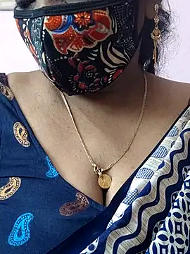 mallu-sumi online show from July 11, 3:42 am