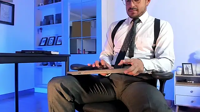 Snapshot of pablo-rincon95 chatting on May 29, 12:47 pm pablo-rincon95 online show from May 29, 12:47 pm