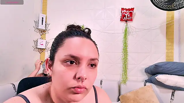 Snapshot of Mabelydani chatting on March 17, 11:00 pm Mabelydani online show from March 17, 11:00 pm