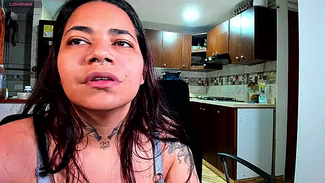 Snapshot of Mabelydani chatting on September 16, 9:21 am Mabelydani online show from September 16, 9:21 am