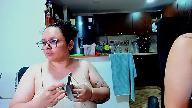 Snapshot of Mabelydani chatting on October 4, 10:41 pm Mabelydani online show from October 4, 10:41 pm