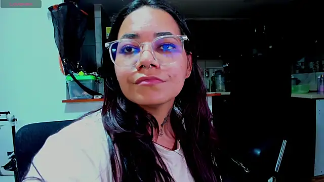 Snapshot of Mabelydani chatting on October 18, 10:43 pm Mabelydani online show from October 18, 10:43 pm