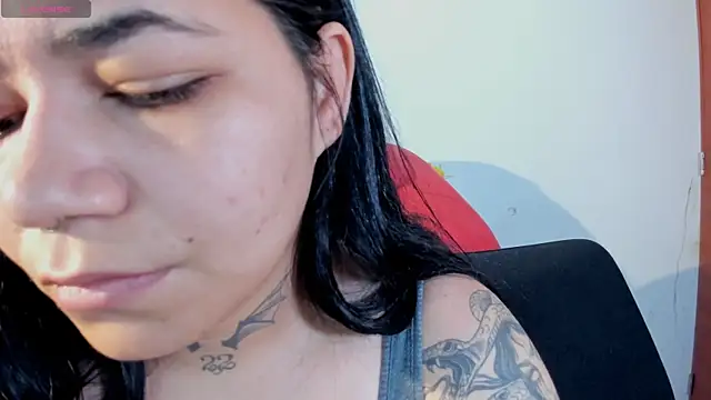 Snapshot of Mabelydani chatting on February 11, 12:32 pm Mabelydani online show from February 11, 12:32 pm