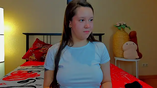 Mira Karter online show from May 3, 2:28 am