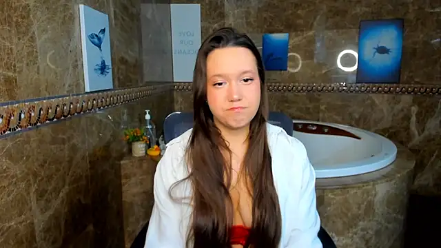 Mira Karter online show from May 16, 3:03 am