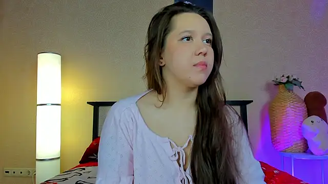 Mira Karter online show from May 24, 3:22 am