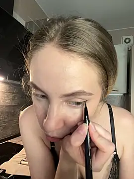 Kitty Katrine online show from May 26, 2:13 pm