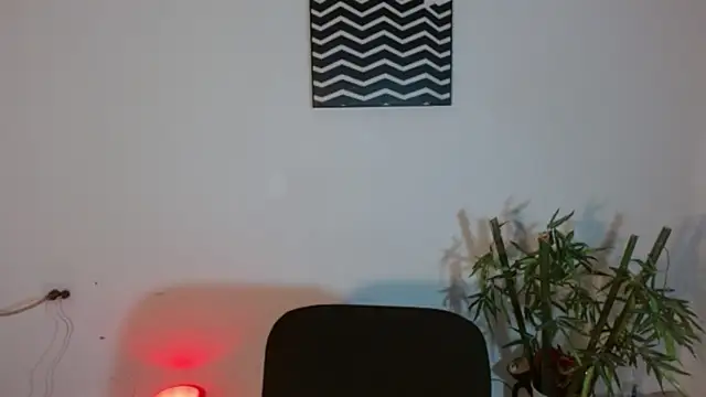 Snapshot of KamilaParrisx chatting on February 27, 2:11 am KamilaParrisx online show from February 27, 2:11 am