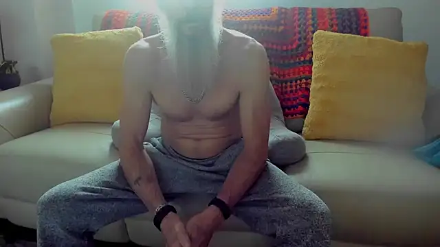 mindphu k online show from April 11, 11:31 pm