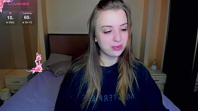 AlexissM online show from April 19, 3:22 pm