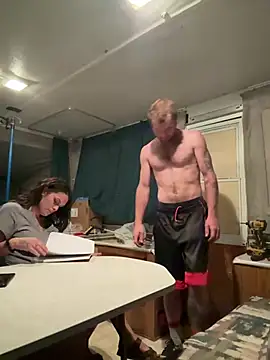 dcockell online show from June 12, 4:33 am