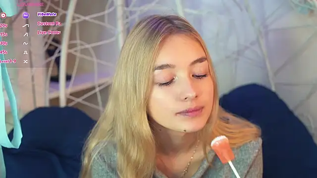 FlairCunard online show from December 12, 7:15 pm