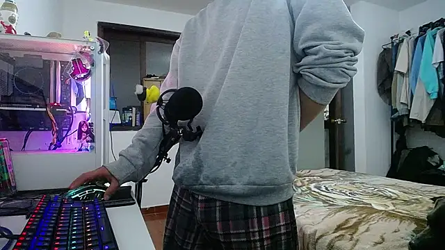 esjrobles online show from January 4, 7:24 am