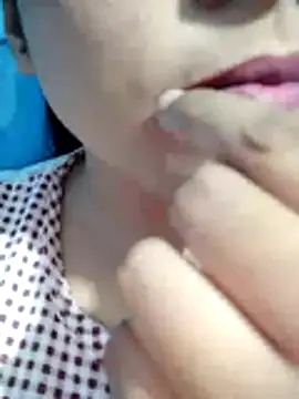 Snapshot of Anki-doll chatting on June 27, 12:33 pm Anki-doll online show from June 27, 12:33 pm