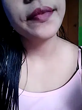 Snapshot of Anki-doll chatting on July 5, 5:36 am Anki-doll online show from July 5, 5:36 am