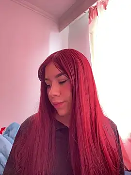 Im Valen Cute online show from July 19, 8:45 pm