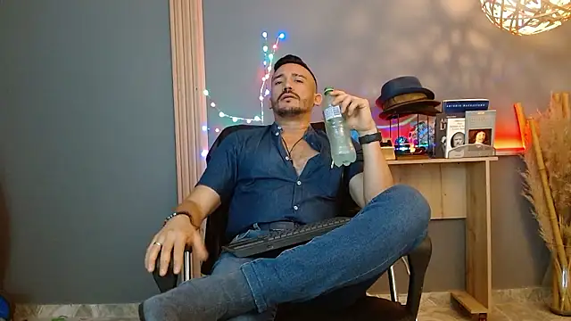 Reiko 85  online show from March 21, 7:28 pm