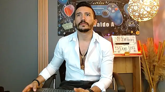 Reiko 85  online show from April 13, 2:33 pm