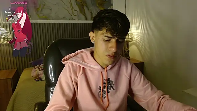 Dyla n18 online show from September 24, 9:40 pm