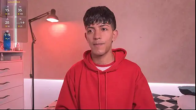 teobowny  online show from March 11, 7:20 pm