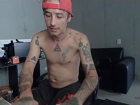 patrik tattoo  online show from April 8, 5:13 pm