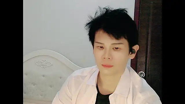 Snapshot of Melvinchina-88 chatting on June 24, 5:28 am Melvinchina-88 online show from June 24, 5:28 am