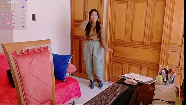 Jade Zephyra online show from January 21, 4:27 pm