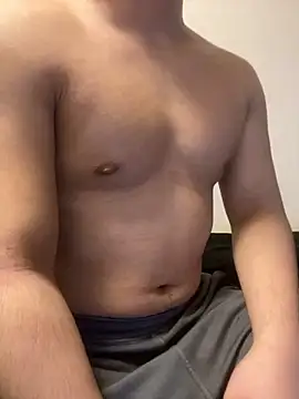 YU-KI00 online show from December 21, 12:45 pm