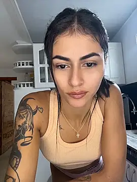 emilie xx  online show from May 4, 3:41 pm
