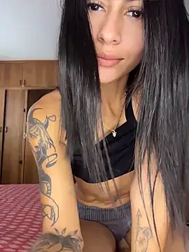 emilie xx  online show from May 9, 3:50 pm