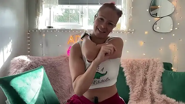 MelodyRoseUk online show from September 11, 10:37 am