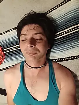 frank32love online show from May 16, 1:21 pm