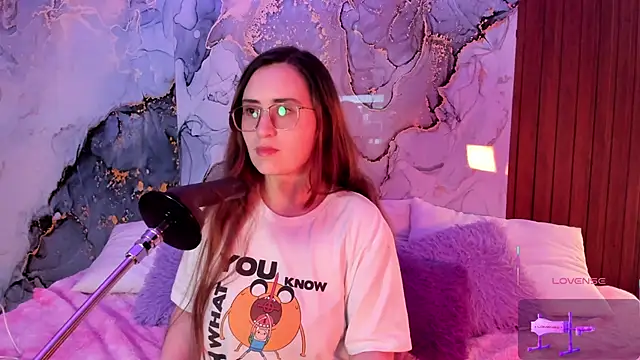 Snapshot of centaurigirl chatting on December 3, 3:03 am centaurigirl online show from December 3, 3:03 am