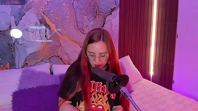 Snapshot of centaurigirl chatting on January 14, 3:34 am centaurigirl online show from January 14, 3:34 am