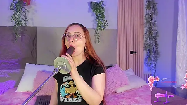 Snapshot of centaurigirl chatting on March 2, 3:20 am centaurigirl online show from March 2, 3:20 am