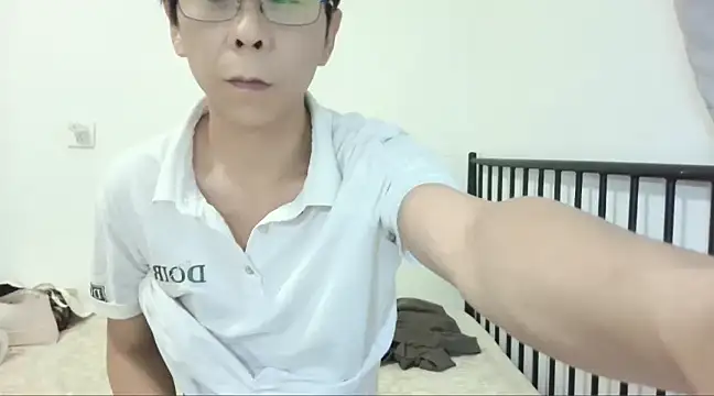 TGH521 online show from December 20, 9:06 pm