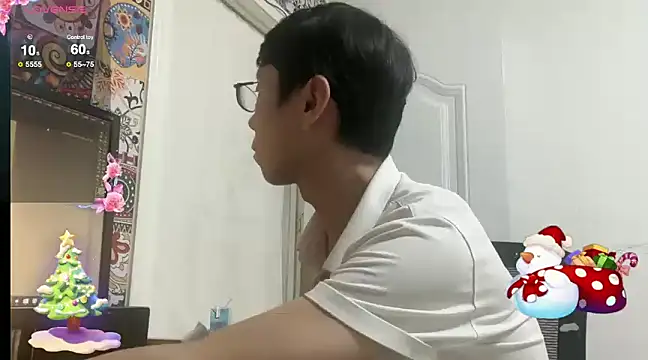 TGH521 online show from December 24, 8:22 am